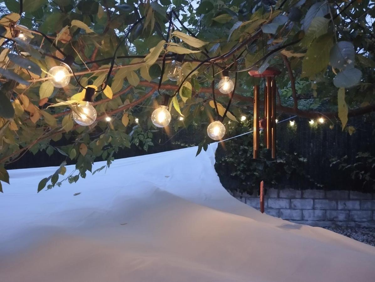Cool Basement Studio In Hosts House With Private Terrace And Bbq Zizur Mayor Exterior foto