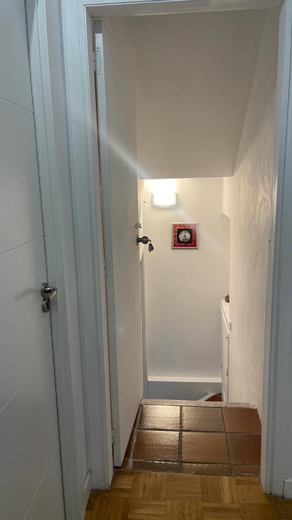 Cool Basement Studio In Hosts House With Private Terrace And Bbq Zizur Mayor Exterior foto