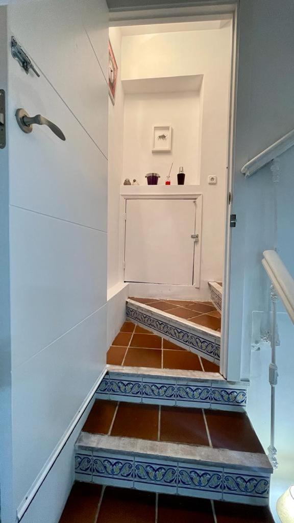 Cool Basement Studio In Hosts House With Private Terrace And Bbq Zizur Mayor Exterior foto